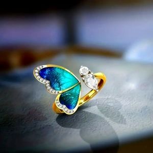 Butterfly wing ring sizes 6- 11